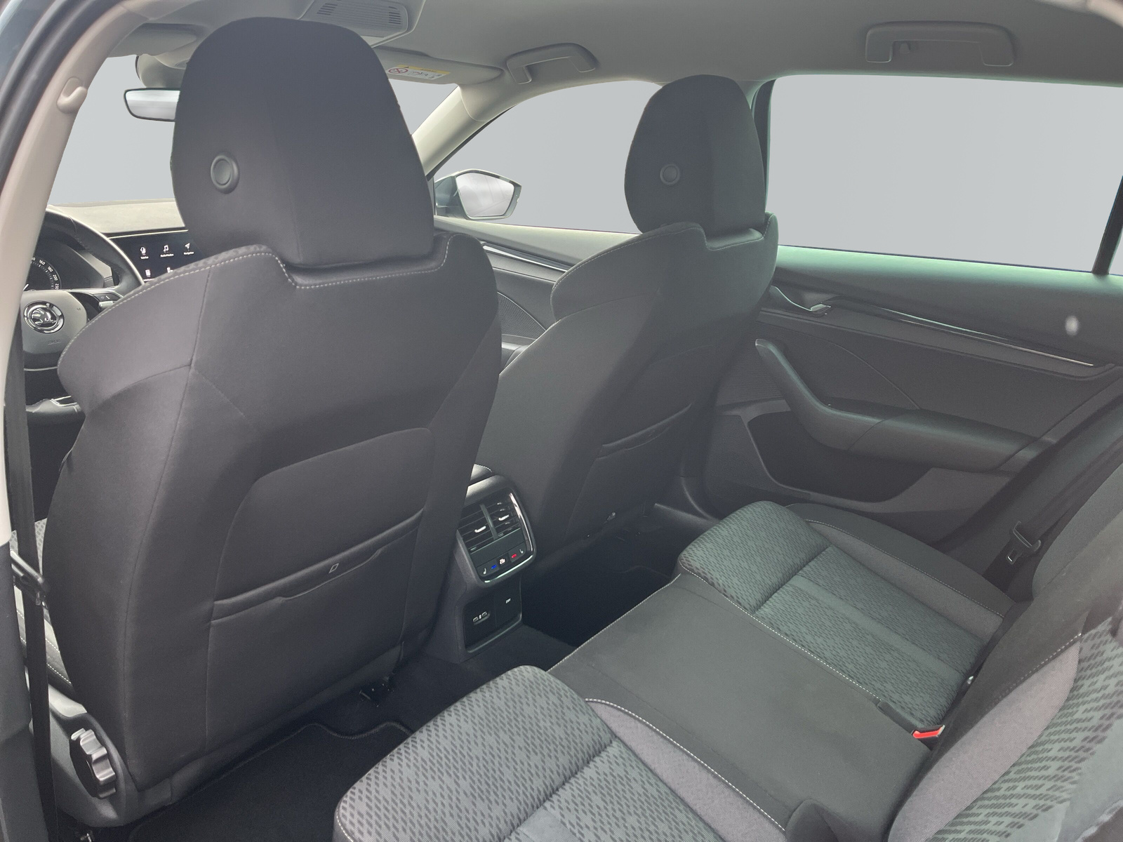 Octavia Combi Clever 1.5 TSI 6-Gang *KAMERA*3-ZONE-KLIMA*SHZ*4+SHZ*