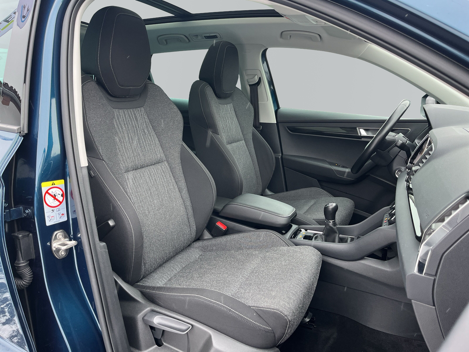 Karoq Style 1.5 TSI 6-Gang *PANORAMA*LED*NAVI*RÜCK-KAMERA*