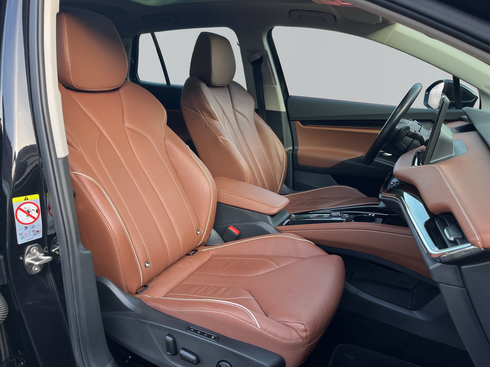 Enyaq iV 80 ecoSuite 82kWh *PANO*LEDER*AHK*ACC*