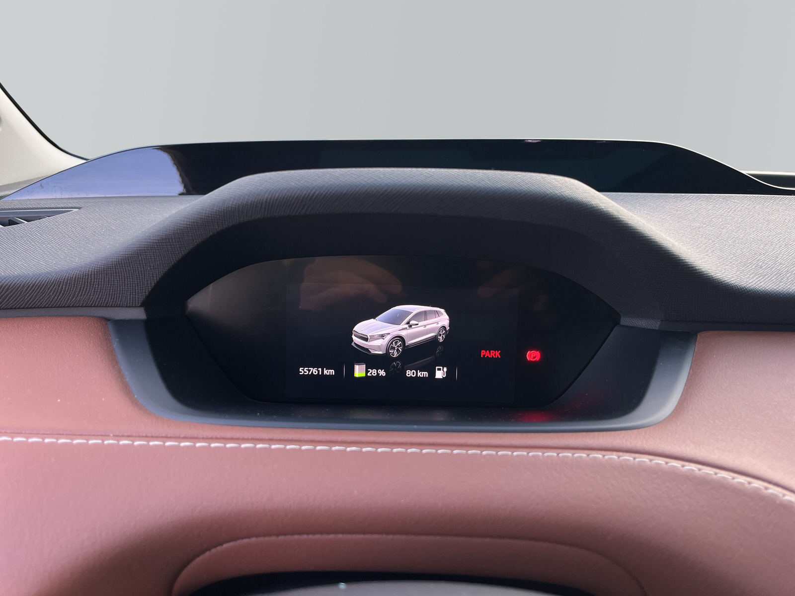 Enyaq iV 80 ecoSuite 82kWh *PANO*LEDER*AHK*ACC*