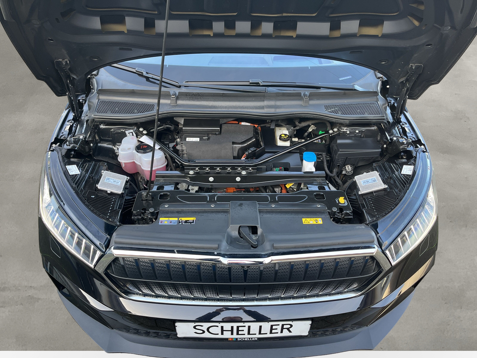 Enyaq iV 80 ecoSuite 82kWh *PANO*LEDER*AHK*ACC*