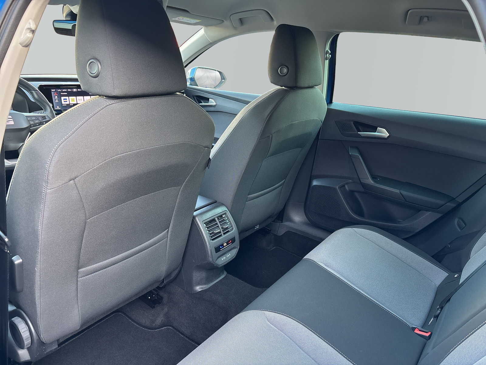 Leon Sportstourer Style Edition 1.5 TSI 6-Gang *LED*SHZ*3-ZONEN-KLIMA*