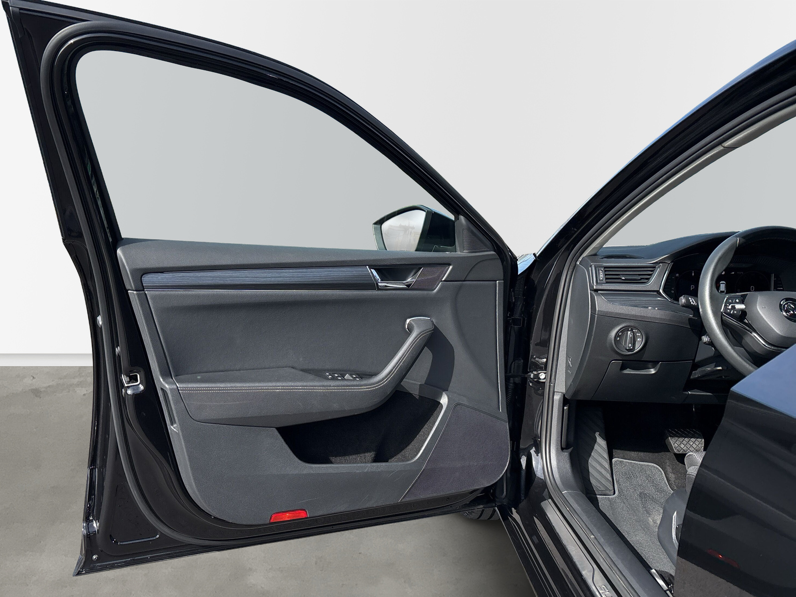 Superb iV Style iV *SHZ*LED*AHK*