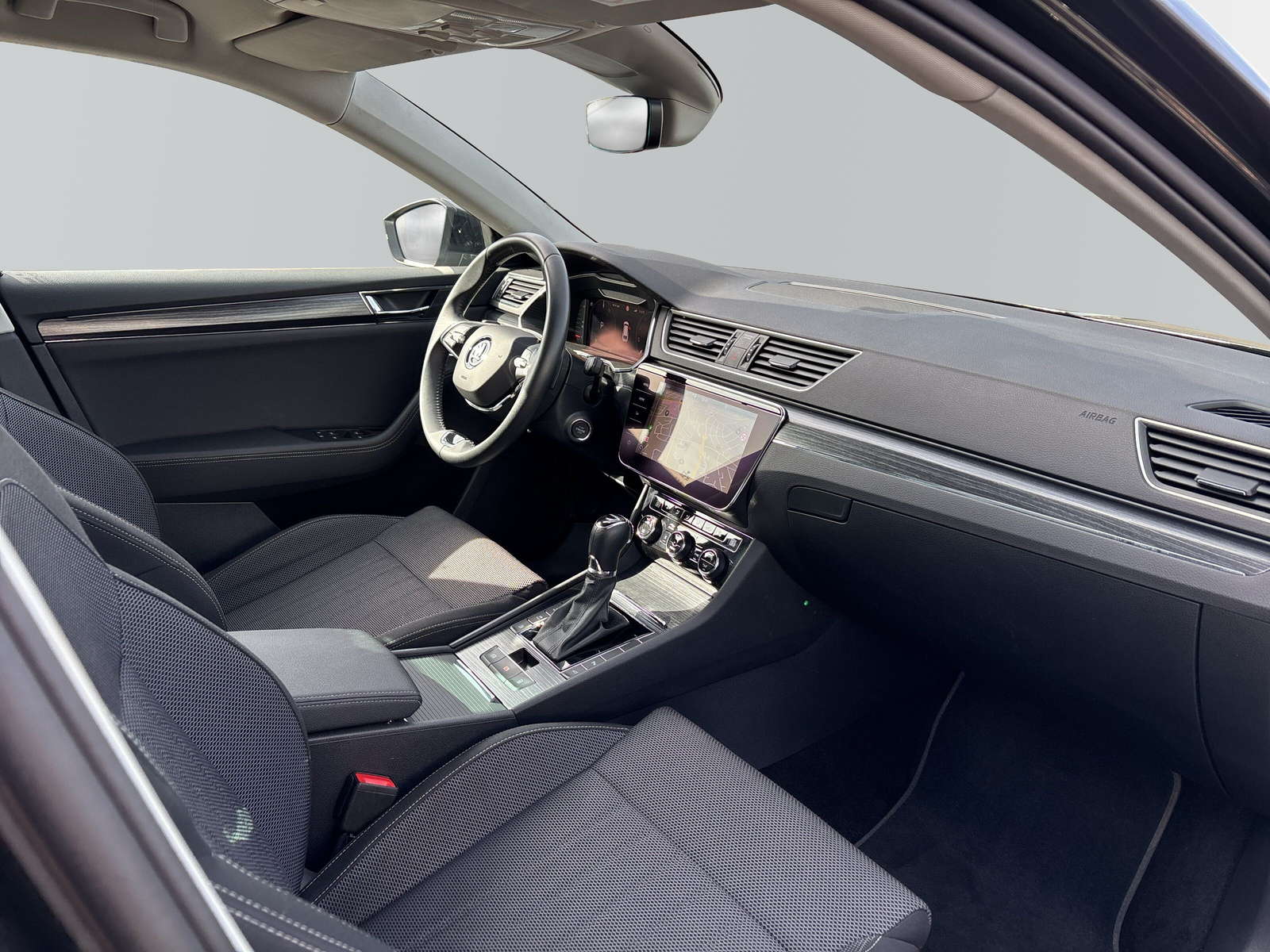 Superb iV Style iV *SHZ*LED*AHK*