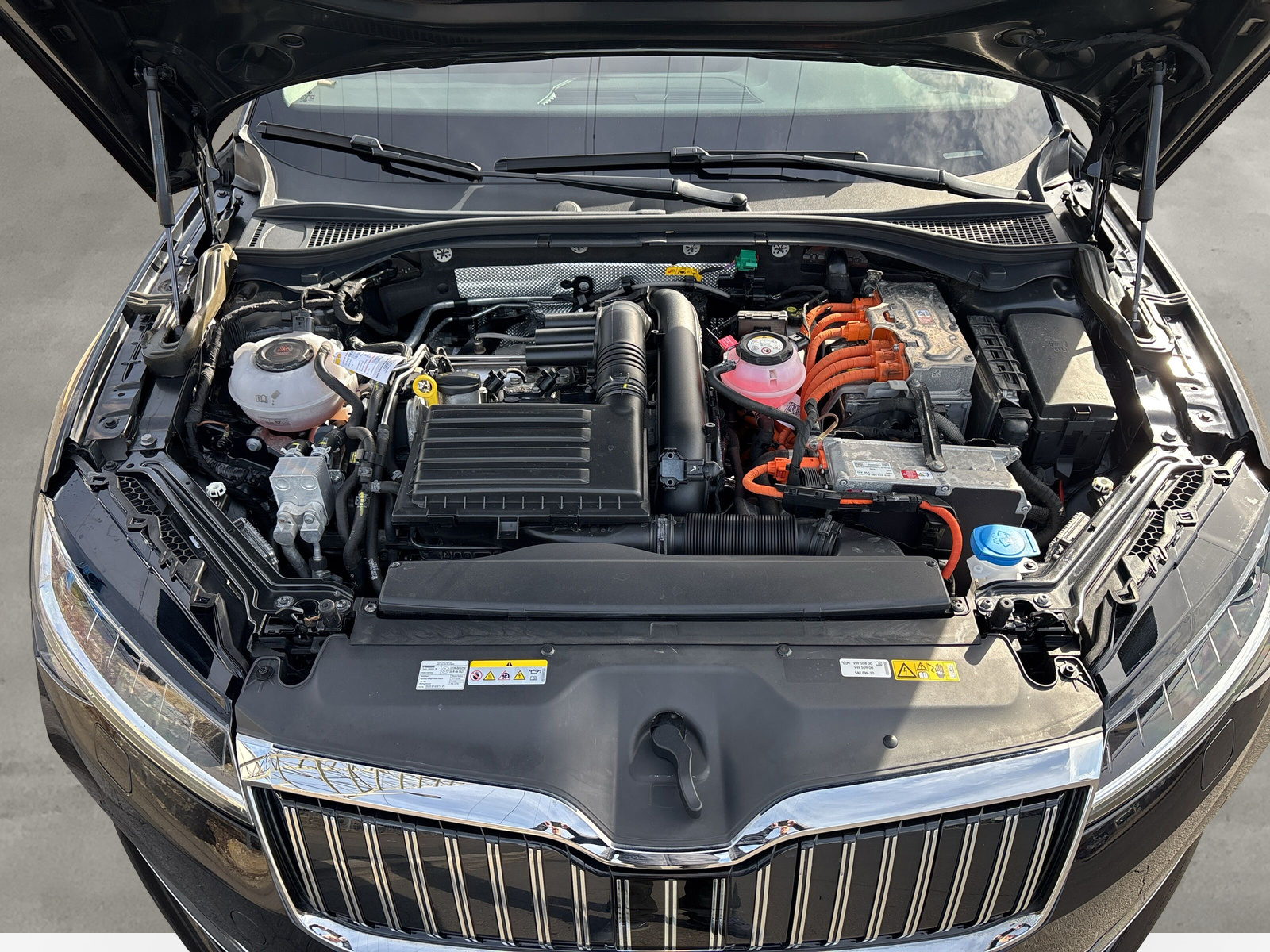 Superb iV Style iV *SHZ*LED*AHK*