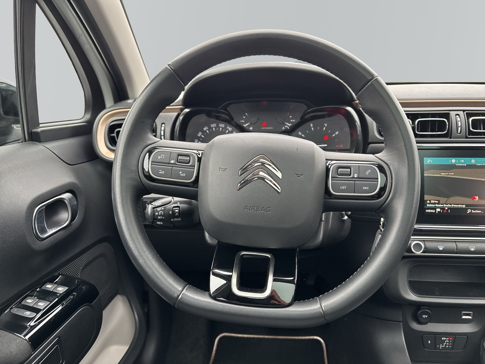 C3 1.2 PureTech Origins Autom. *SHZ*NAVI*PANO*