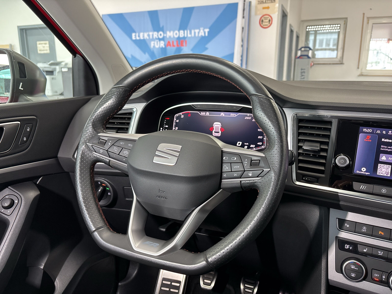 Ateca FR 2.0 TDI 6-Gang *SHZ*ACC*VIRTUEL-COCKP*