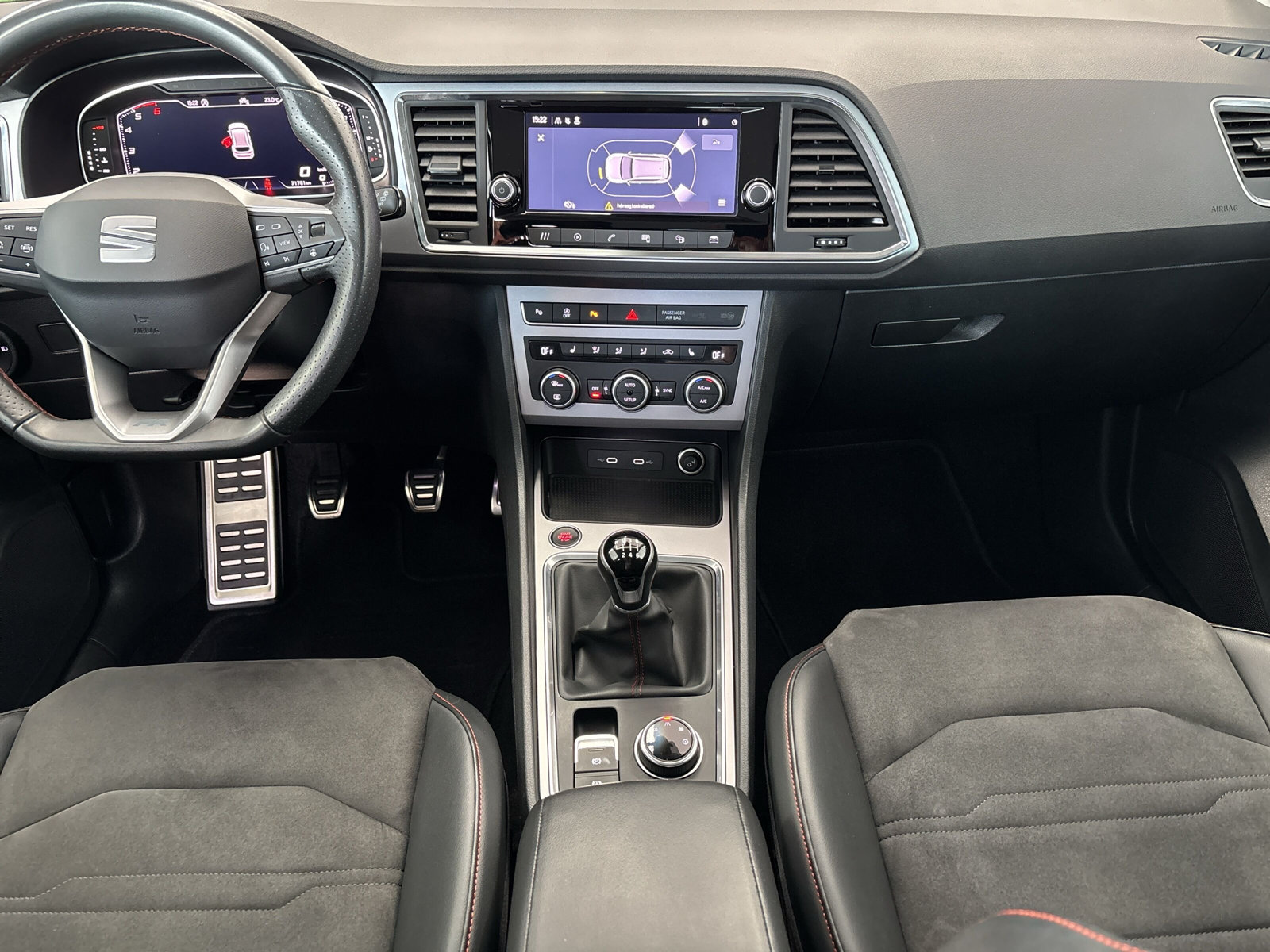 Ateca FR 2.0 TDI 6-Gang *SHZ*ACC*VIRTUEL-COCKP*