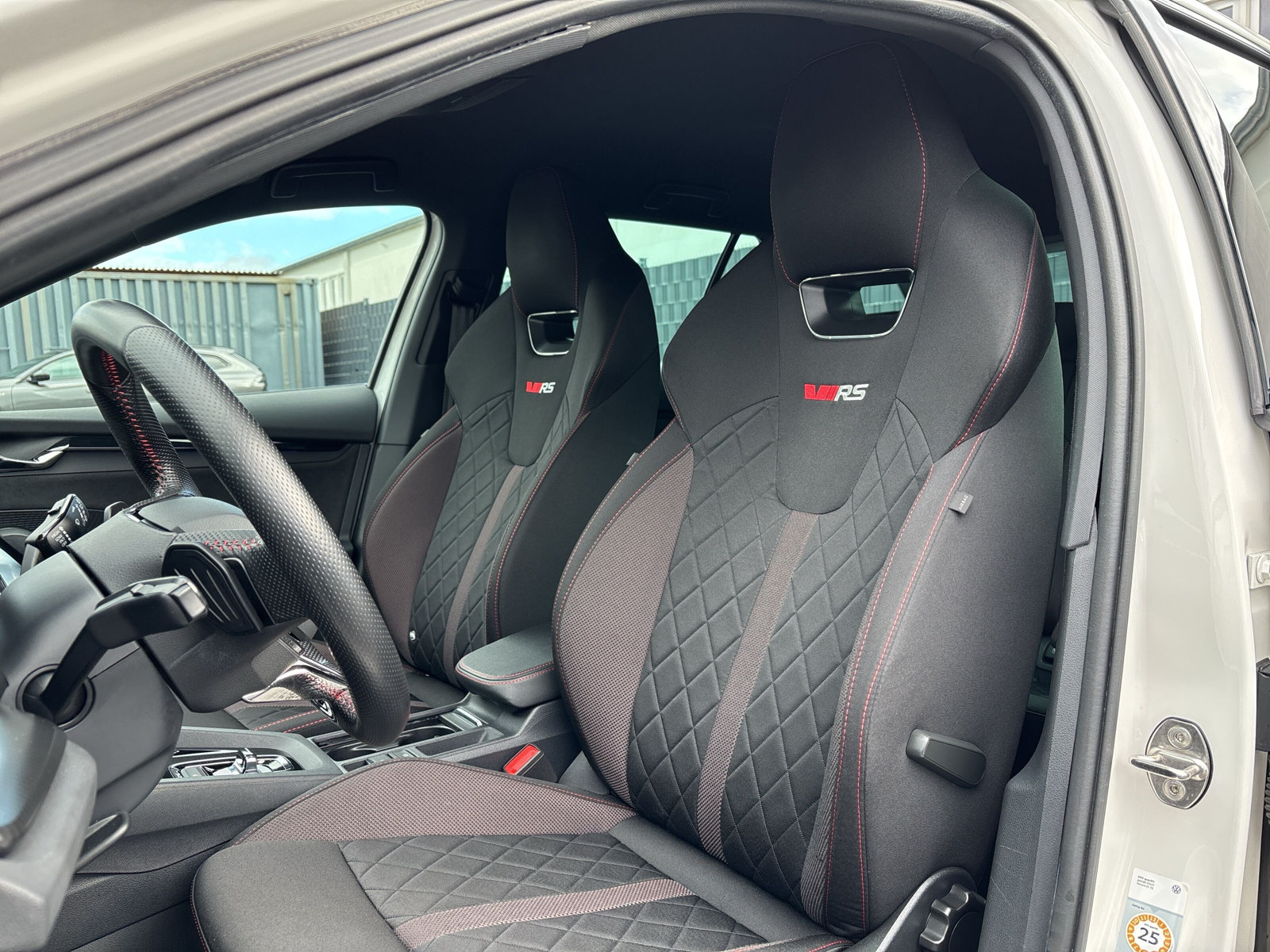 Octavia Combi 2.0 TDI RS 4x4 DSG *AHK*SHZ*LED*