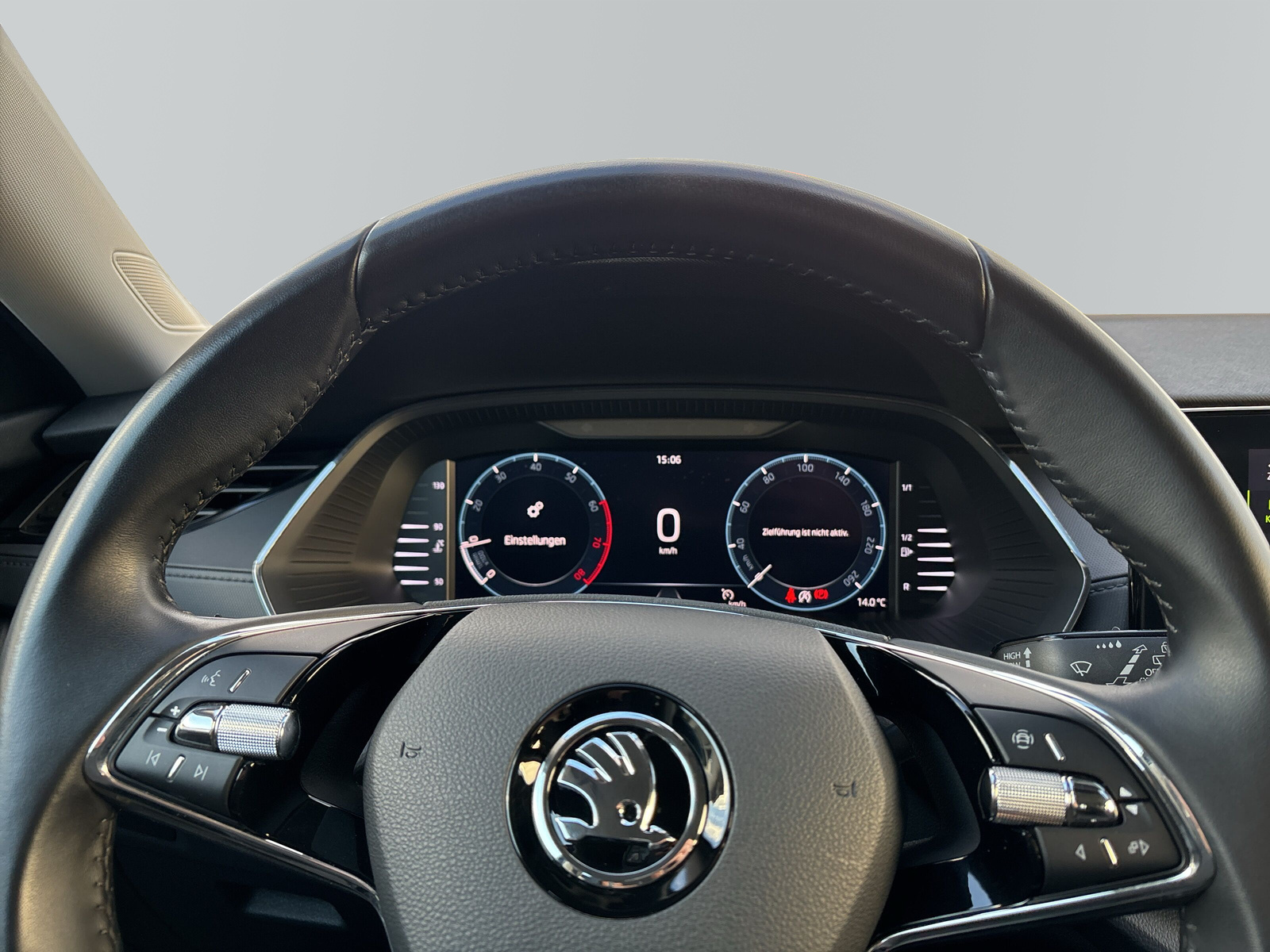 Octavia Combi Ambition *AHK*LED*ALU