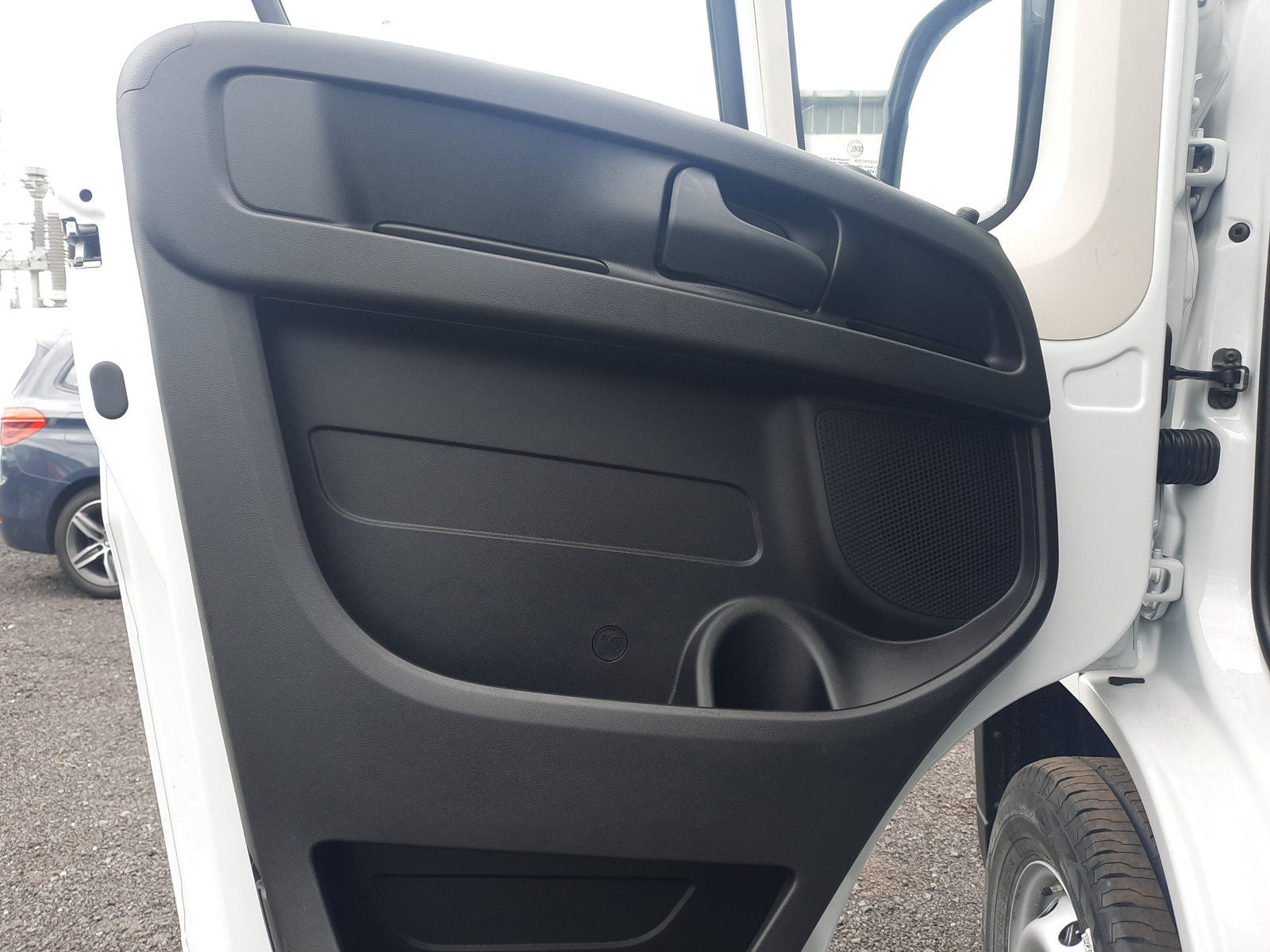 Boxer Kastenwagen 335 L3H2 BlueHDi 140