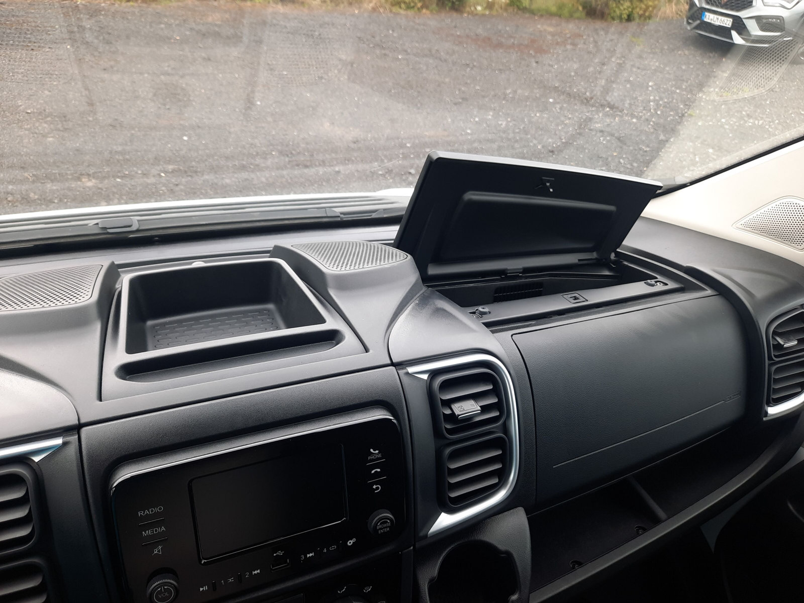 Boxer Kastenwagen 335 L3H2 BlueHDi 140