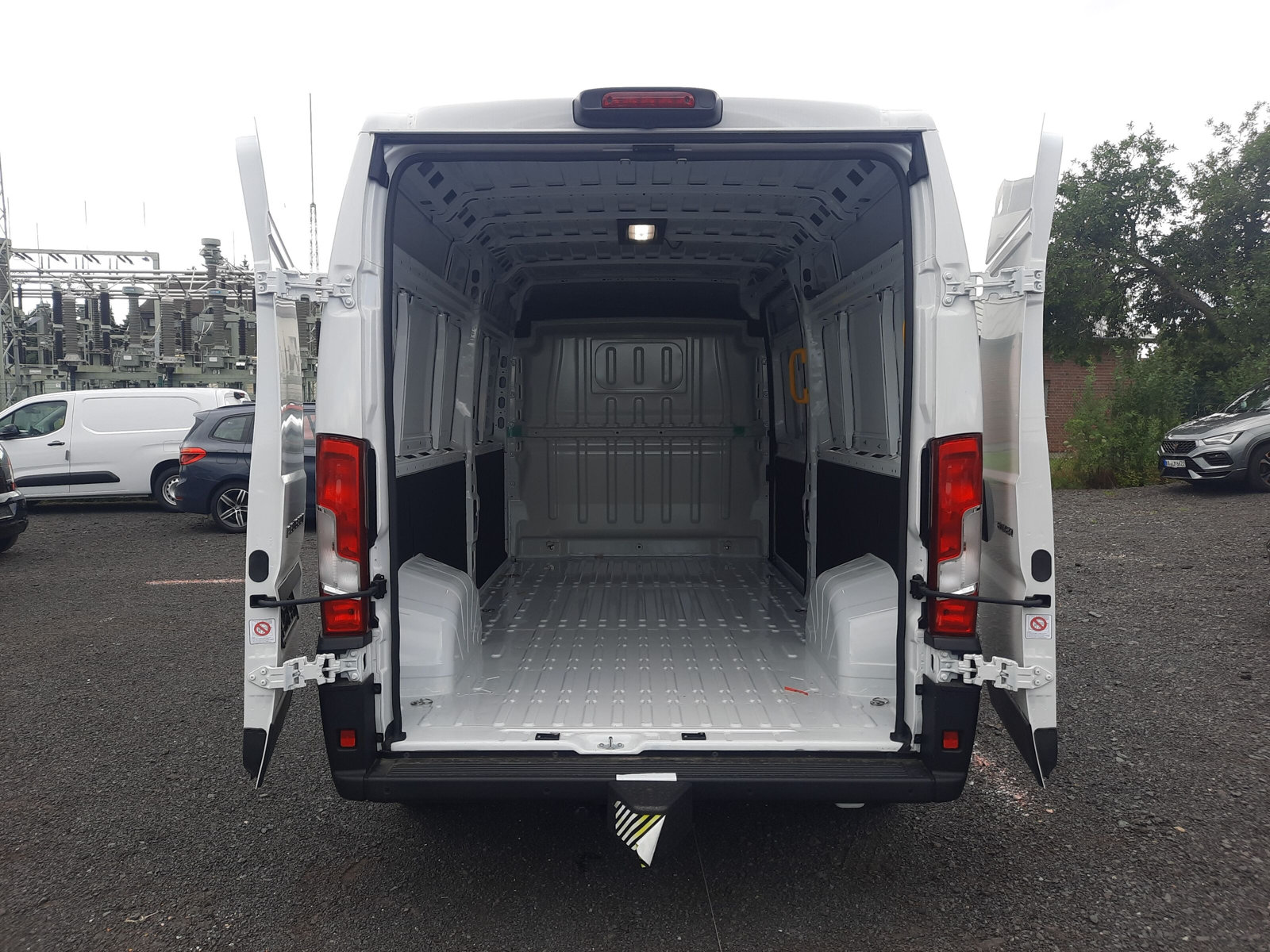 Boxer Kastenwagen 335 L3H2 BlueHDi 140