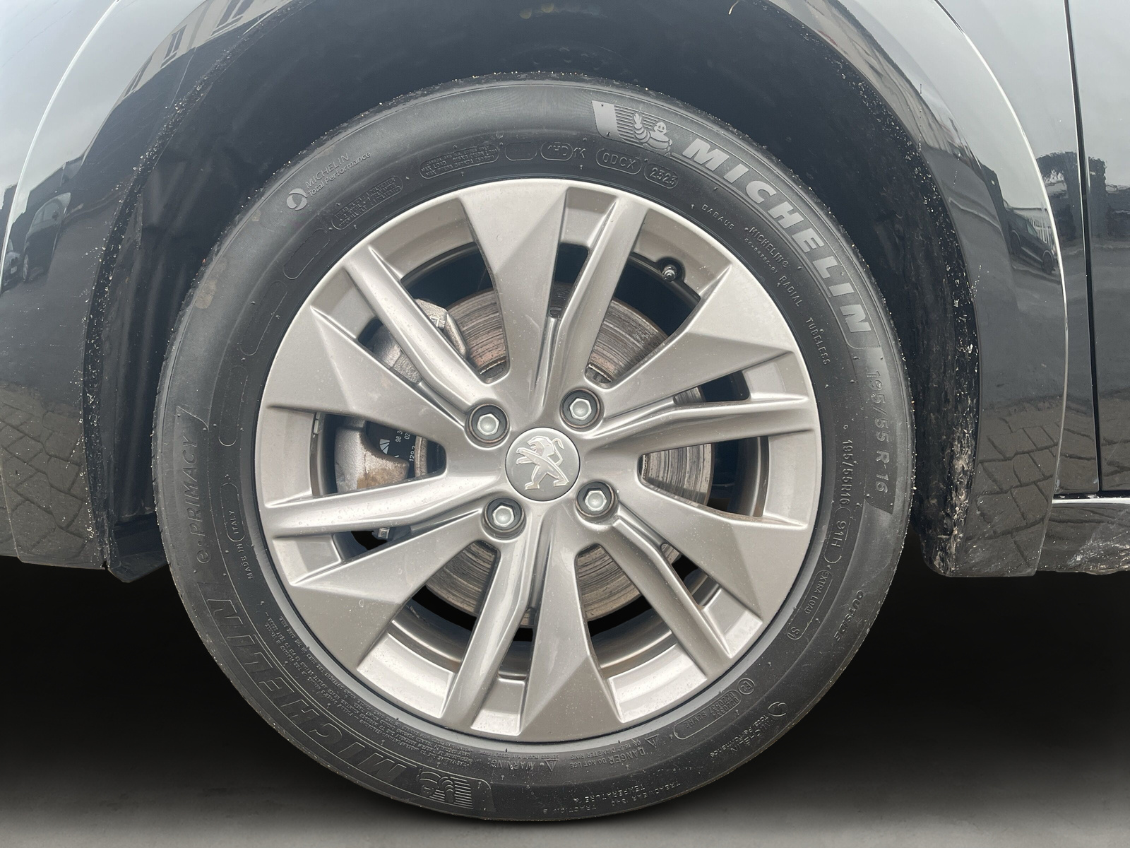 208 e- Allure Pack 50kWh *NAVI*KMAERA*SHZ*