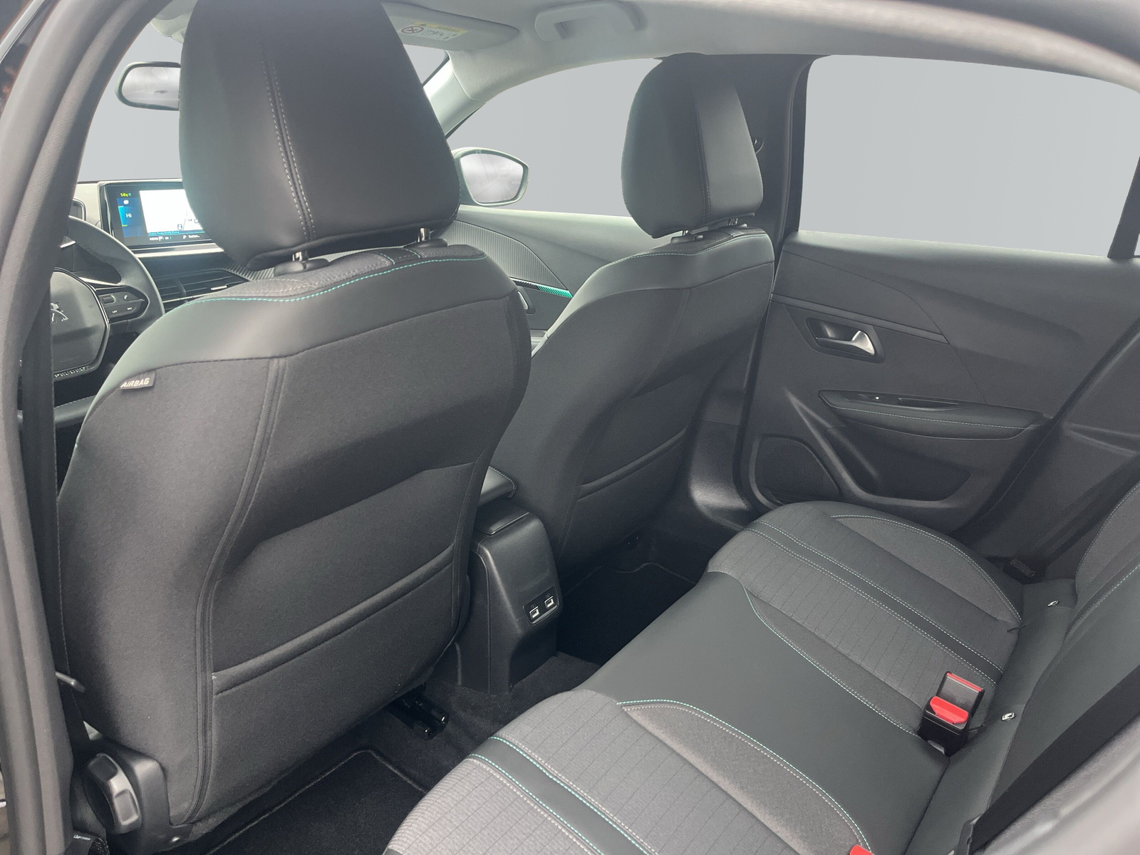 208 e- Allure Pack 50kWh *NAVI*KMAERA*SHZ*