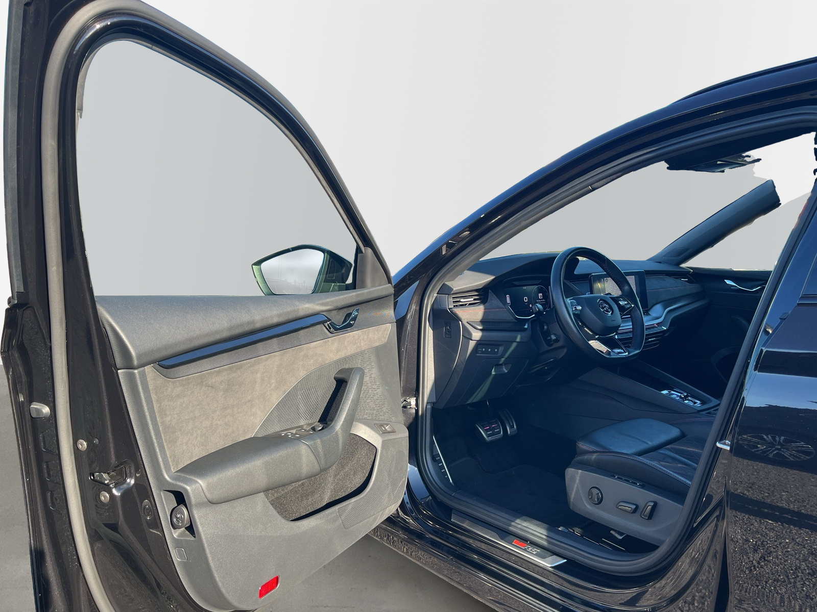 Octavia Combi RS PLUS 2.0 TDI DSG *MASSAGE*AHK*ACC*