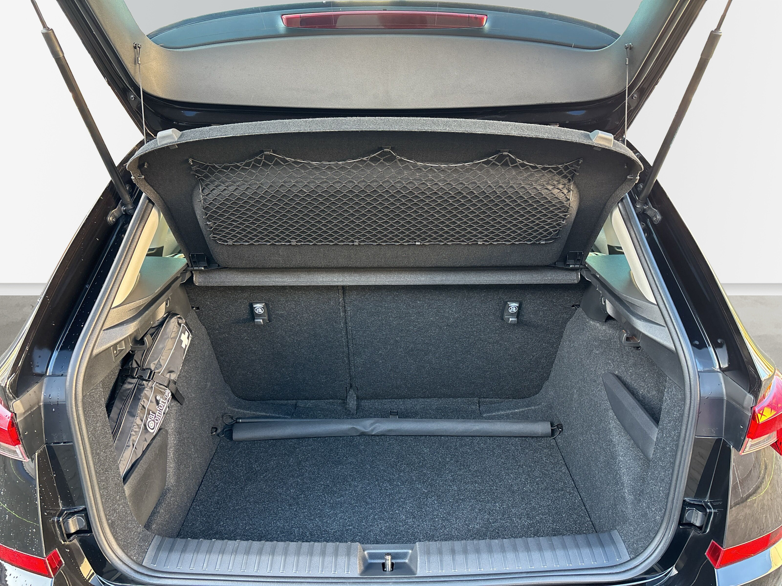 Kamiq Ambition 1.0 TSI DSG *SHZ*LED*AHK*