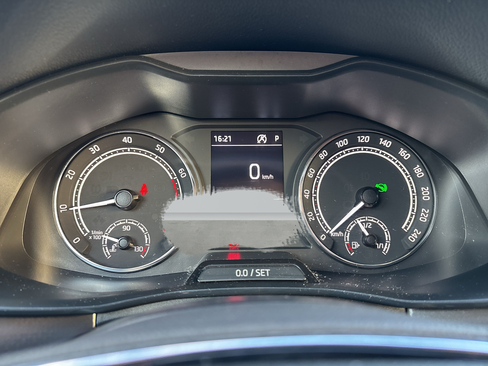 Kamiq Ambition 1.0 TSI DSG *SHZ*LED*AHK*