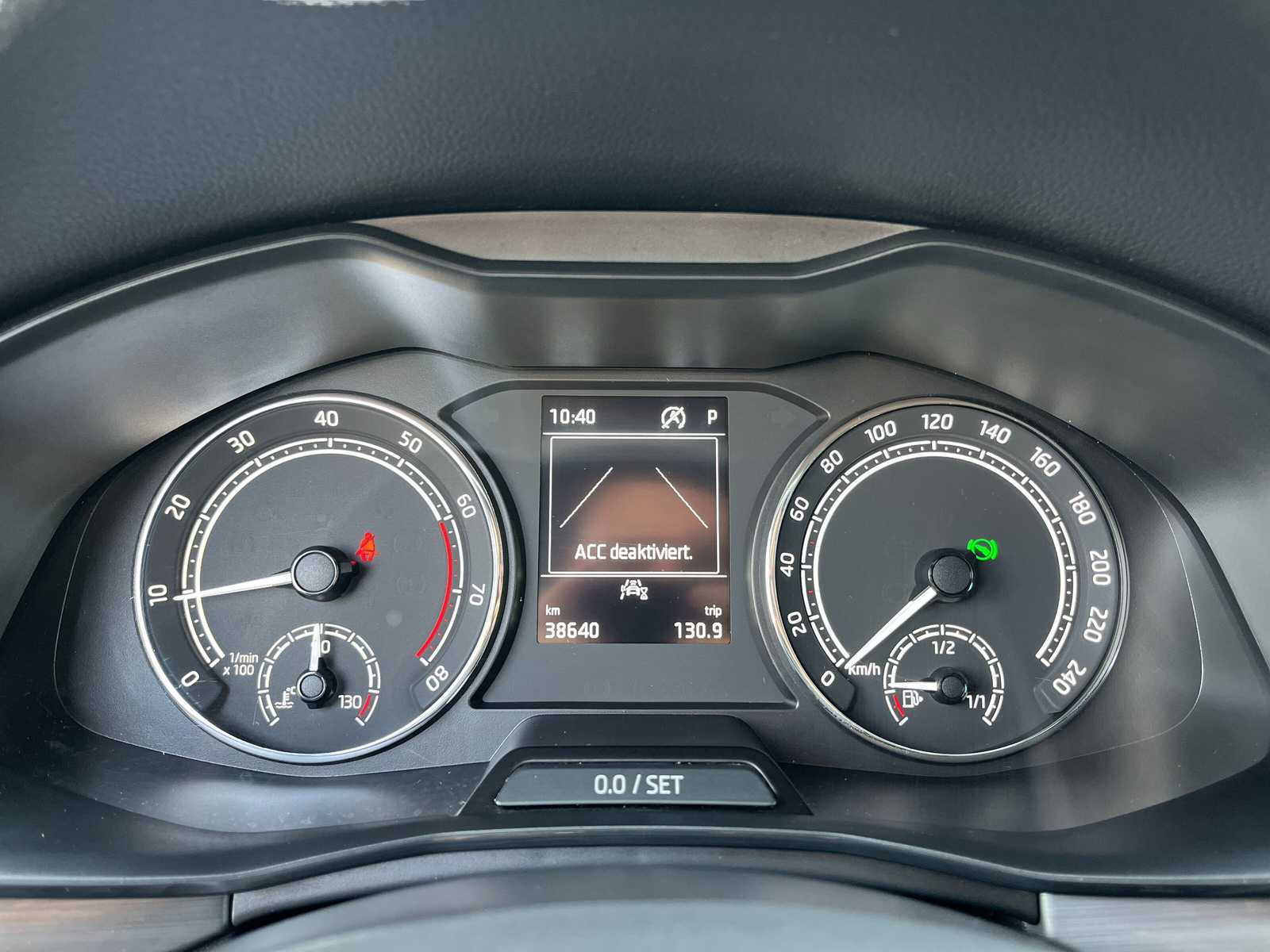 Kamiq Scoutline 1.5 TSI DSG *AHK*ACC*KAMERA*18-ZOLL*