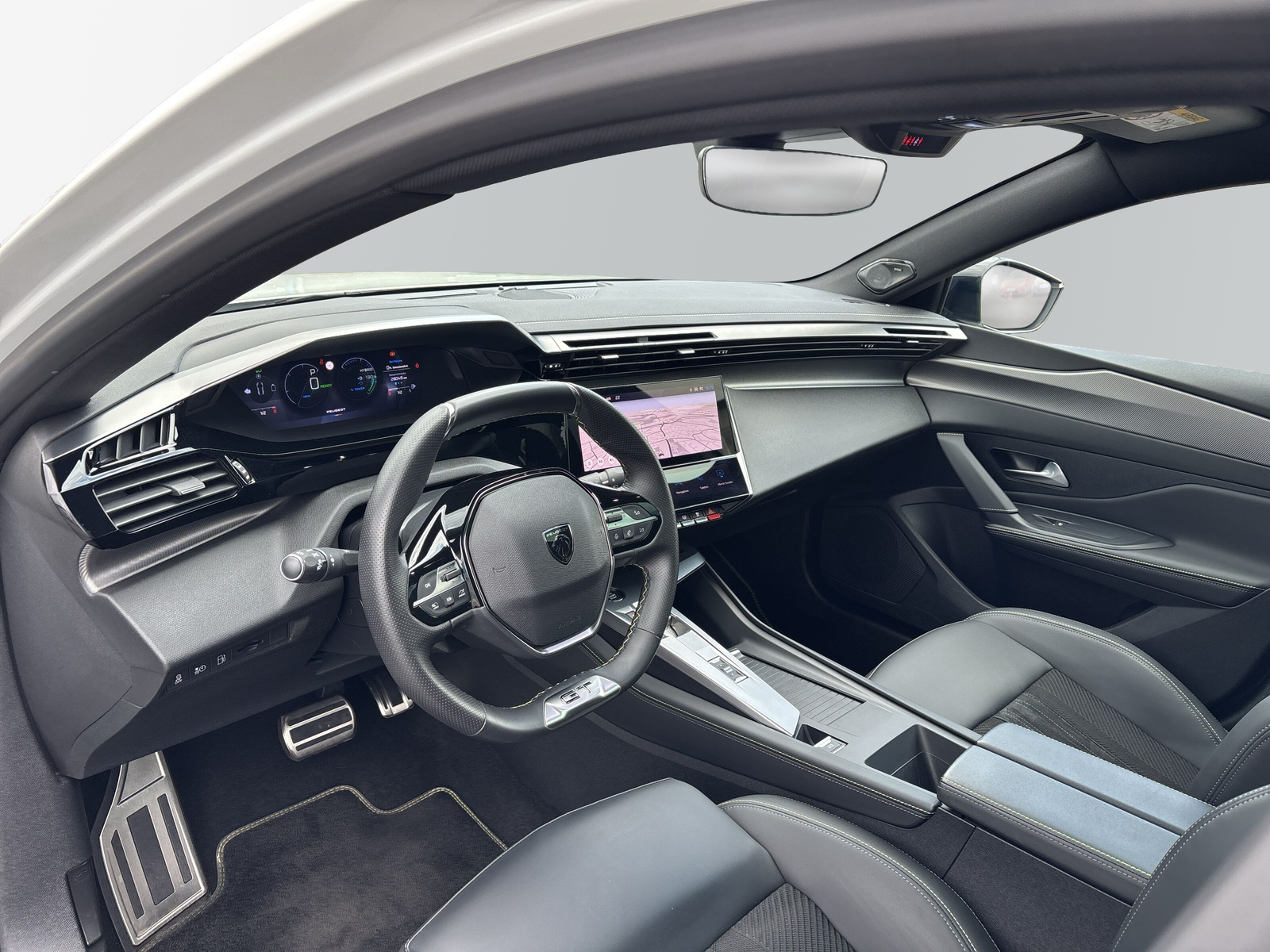 308 Hybrid 225 GT Pack *SHZ*LED*NAVI*360 GRADKAMERA*