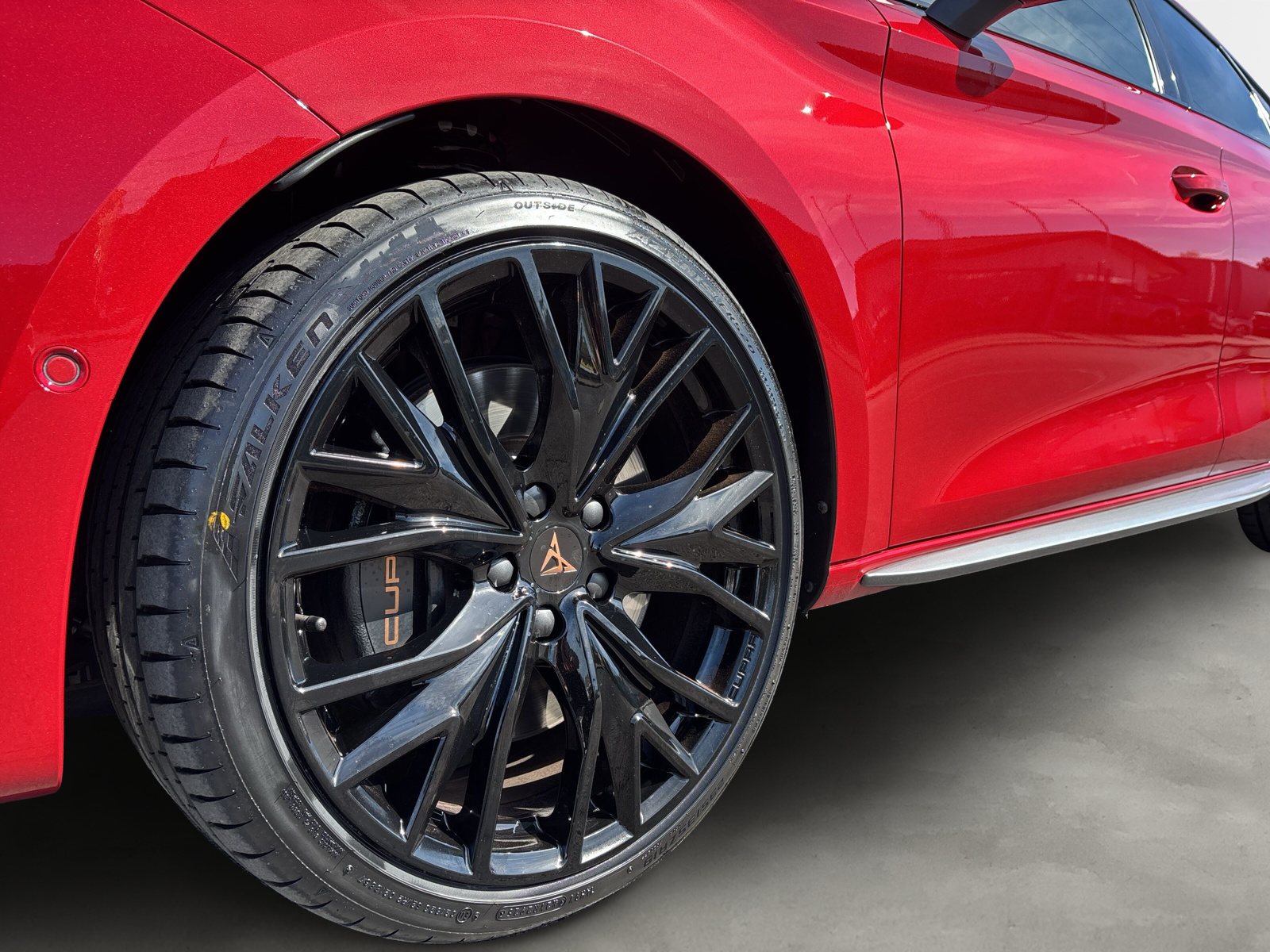 Leon Sportstourer *SHZ*LED*NAVI*PANO*