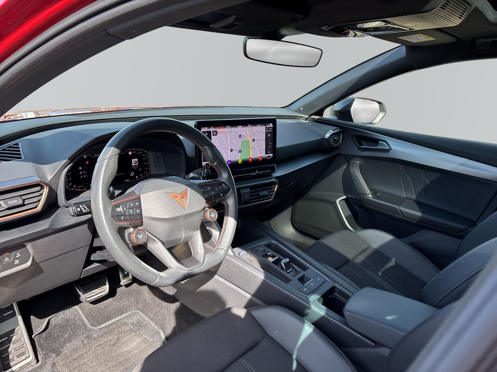 Leon Sportstourer *SHZ*LED*NAVI*PANO*