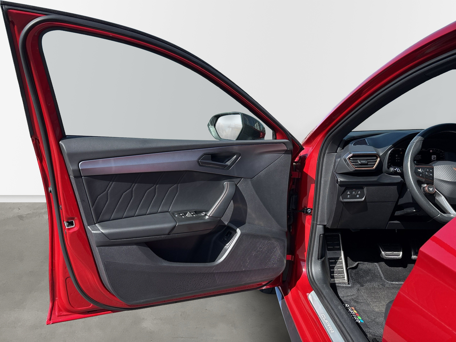 Leon Sportstourer *SHZ*LED*NAVI*PANO*