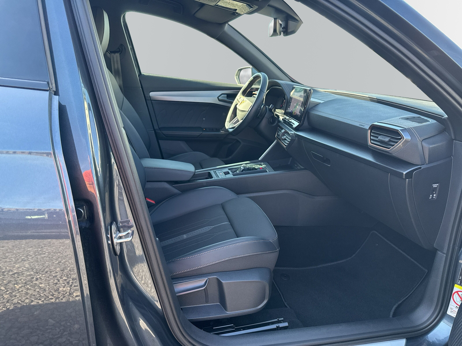 FORMENTOR 1,5 TSI BENZIN *DSG*NAV*SHZ*