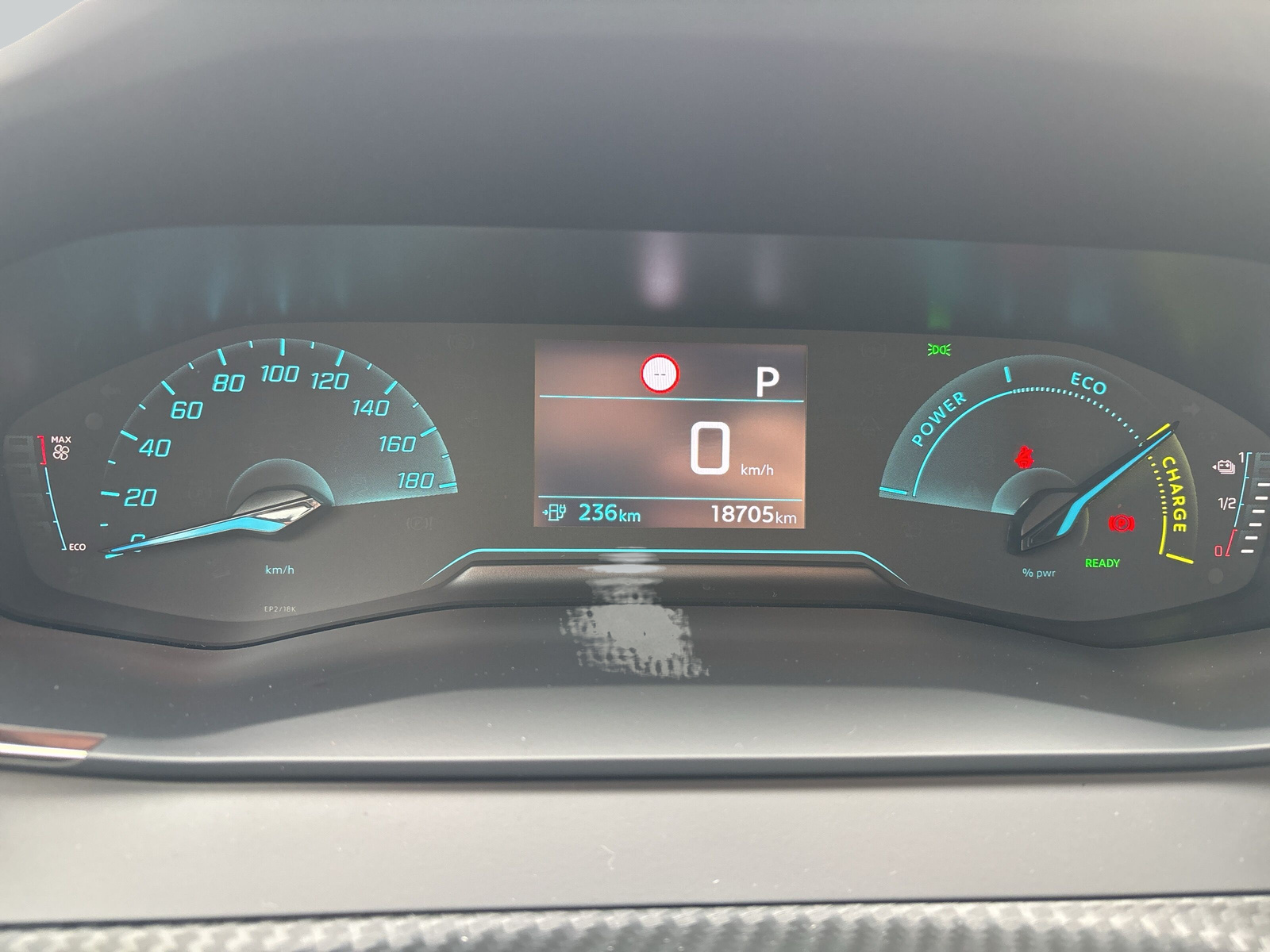 208 e- Allure *SHZ*LED*NAVI*