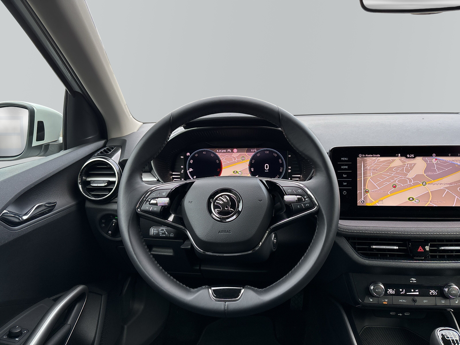 Fabia Style *SHZ*LED*NAVI*