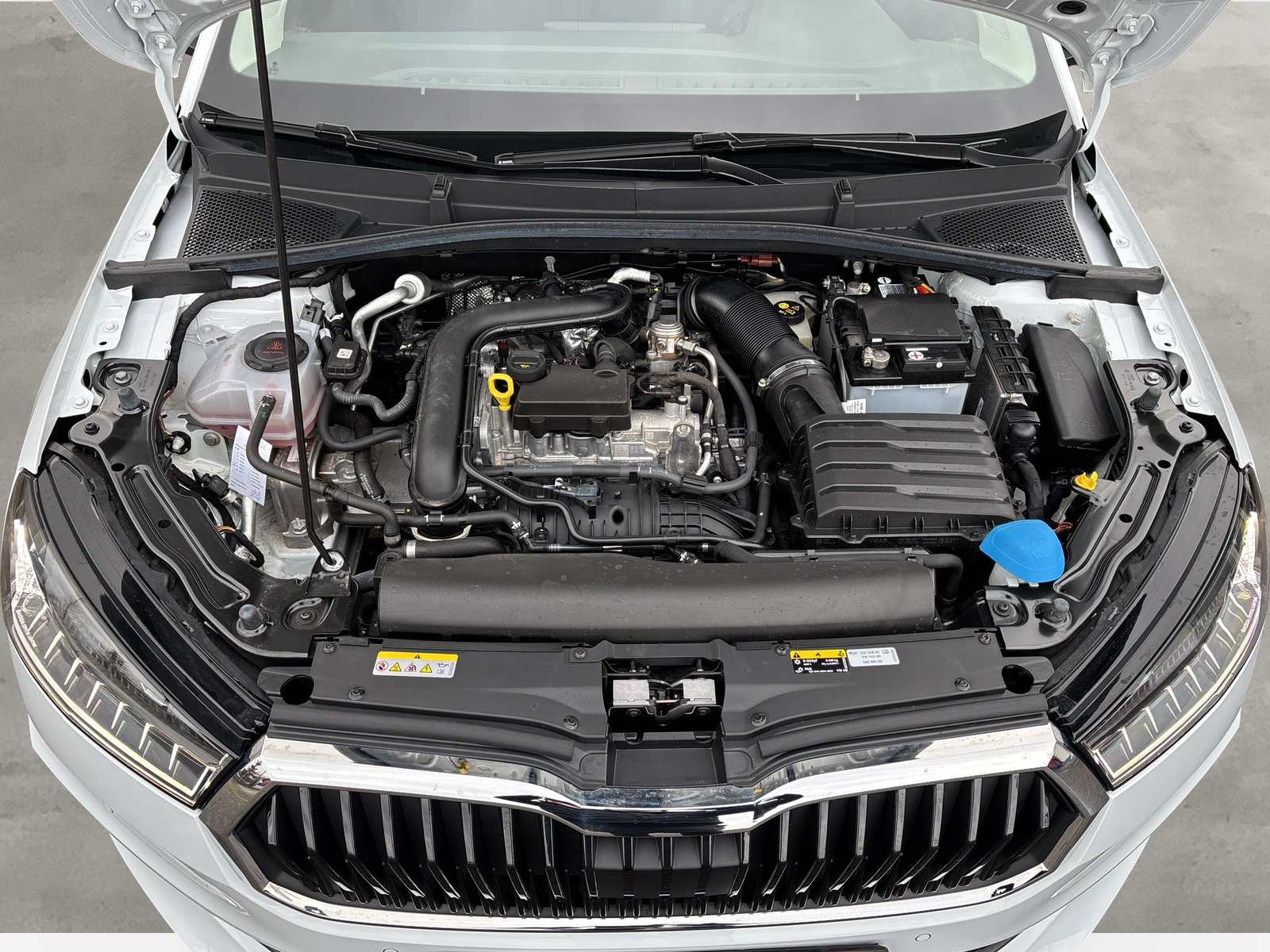 Fabia Style *SHZ*LED*NAVI*