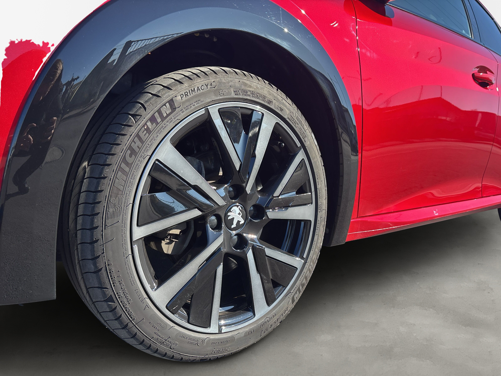 208 GT *SHZ*LED*NAVI*