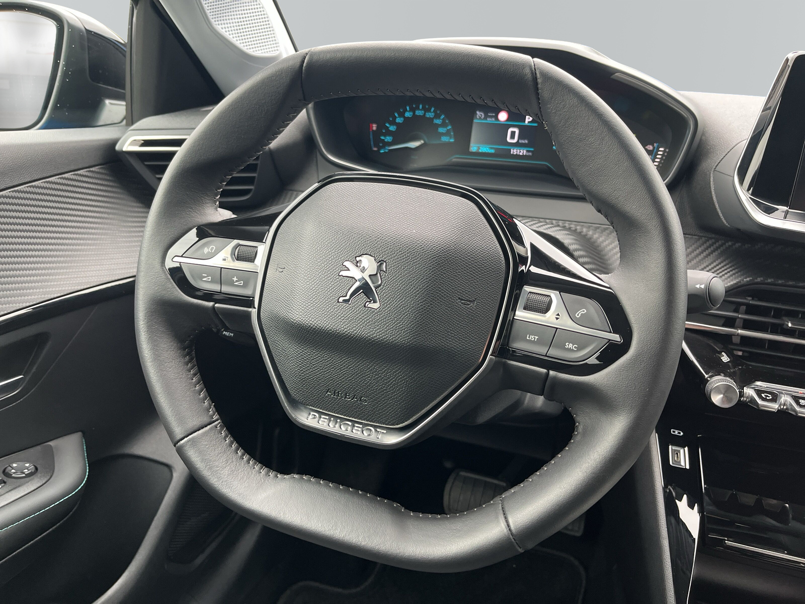 208 e- Allure 50kWh *KAMERA*NAVI*SHZ*