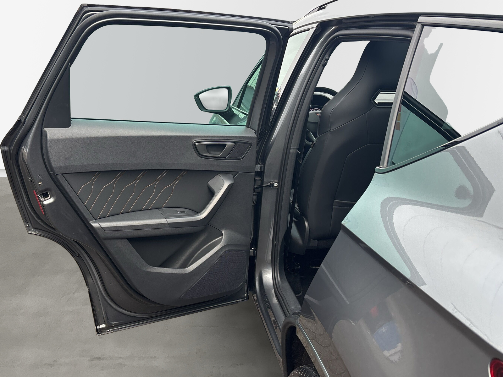 Ateca Basis 4Drive *LED*SHZ*BEATS*PANO*360*