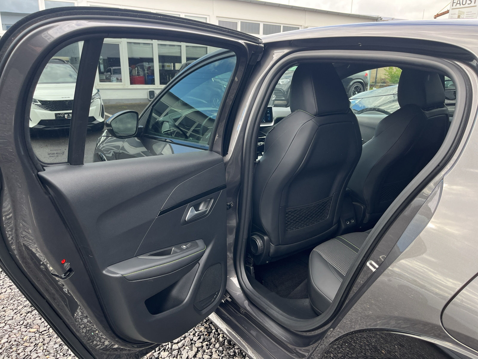 208 GT 1.2 PureTech *SHZ*INDUKTIV*KAMERA*