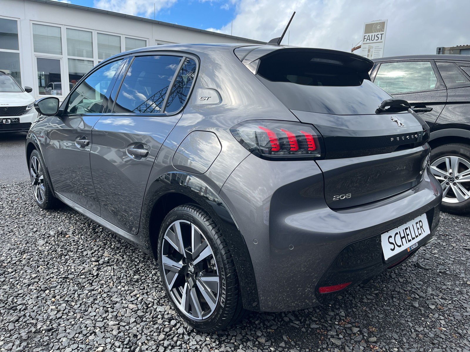 208 GT 1.2 PureTech *SHZ*INDUKTIV*KAMERA*