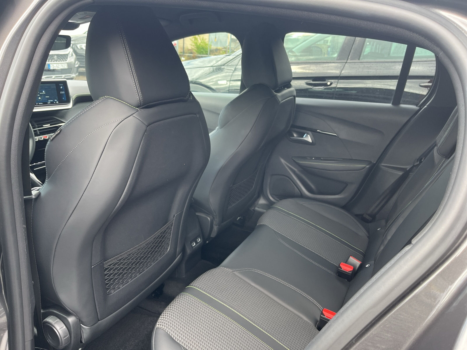 208 GT 1.2 PureTech *SHZ*INDUKTIV*KAMERA*