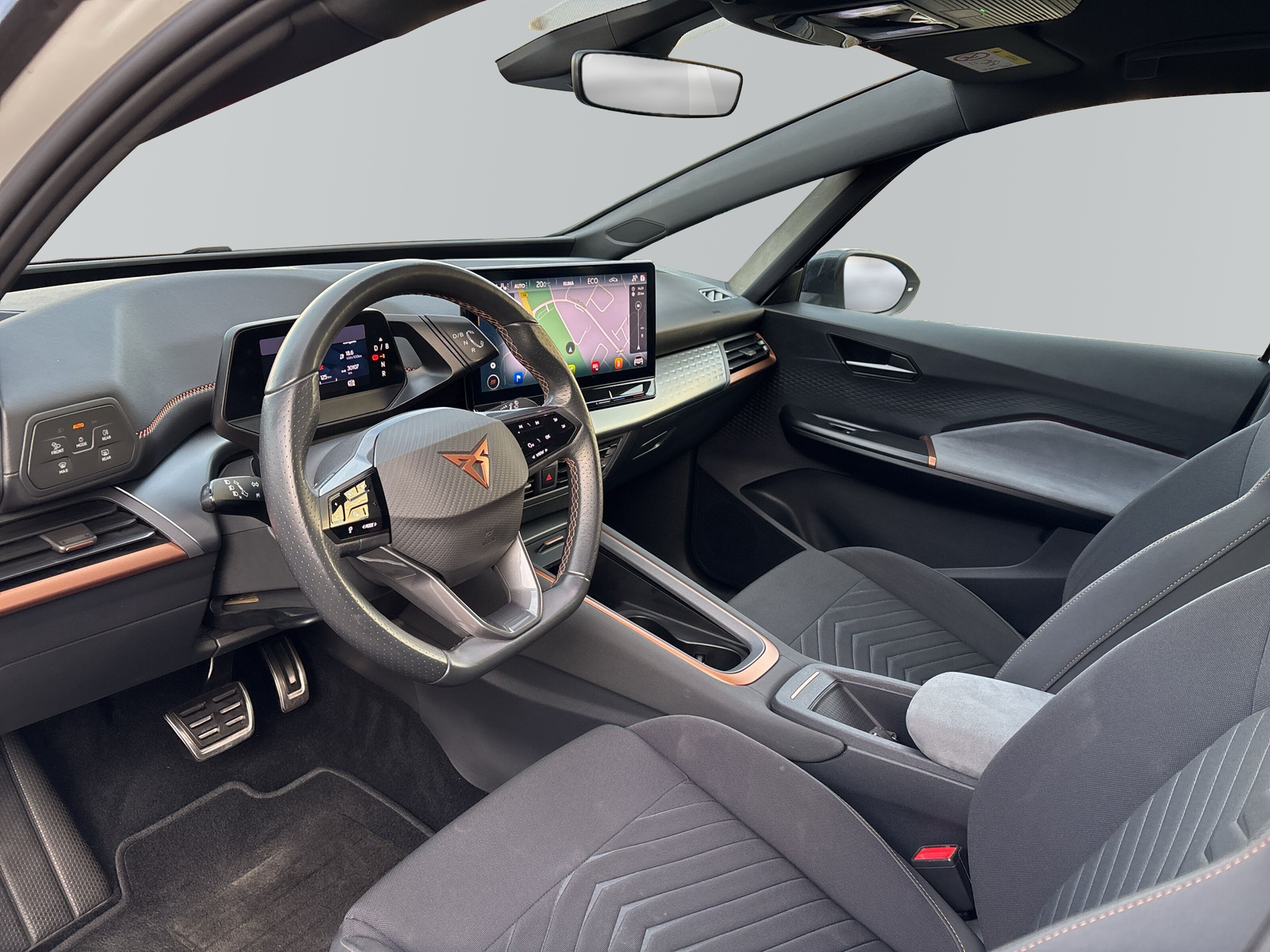 Born 150 kW *SHZ*ACC*NAVI*