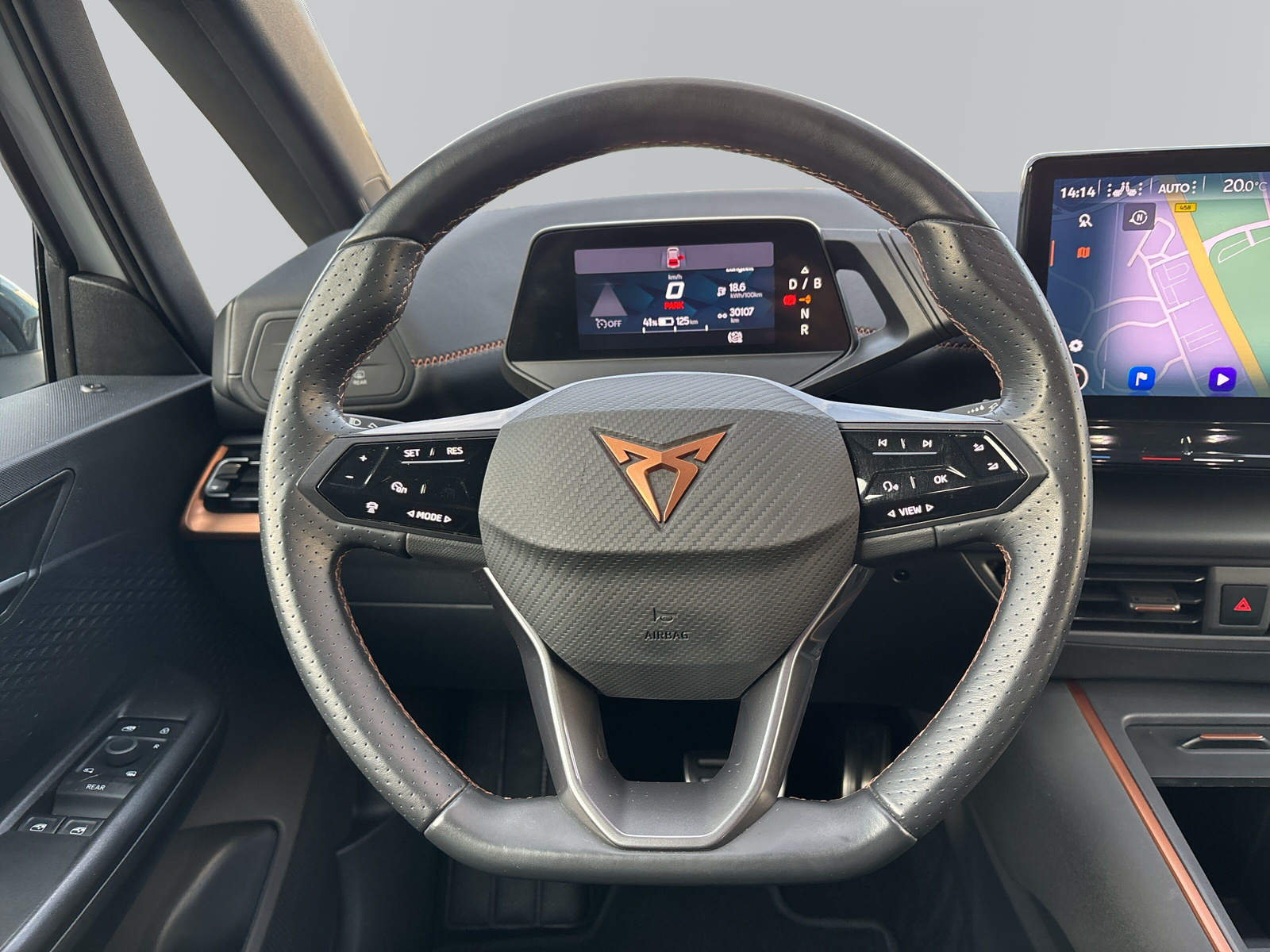 Born 150 kW *SHZ*ACC*NAVI*