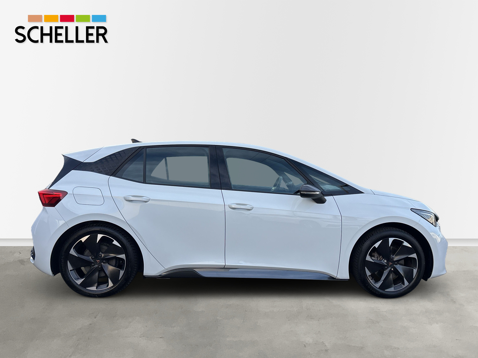 Born 150 kW *SHZ*ACC*NAVI*