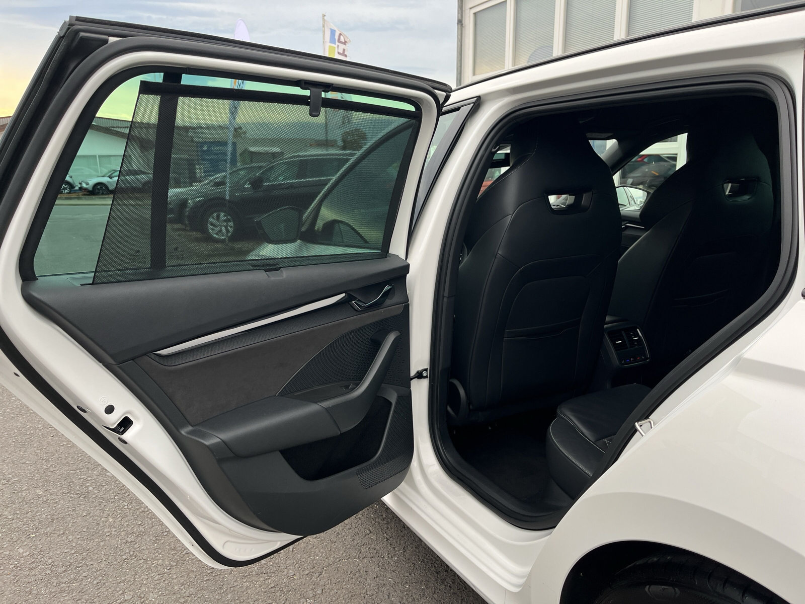 Octavia Combi RS Plus 4x4 2.0 TDI DSG *ACC*HEAD-UP*3-ZONEN*