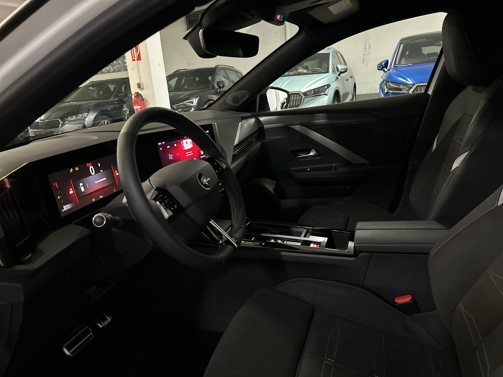 Astra Sports Tourer GS 1.5 Diesel (96 kW / 130 PS) AT-8 Start/Stop AHK|Navi|Alcantara