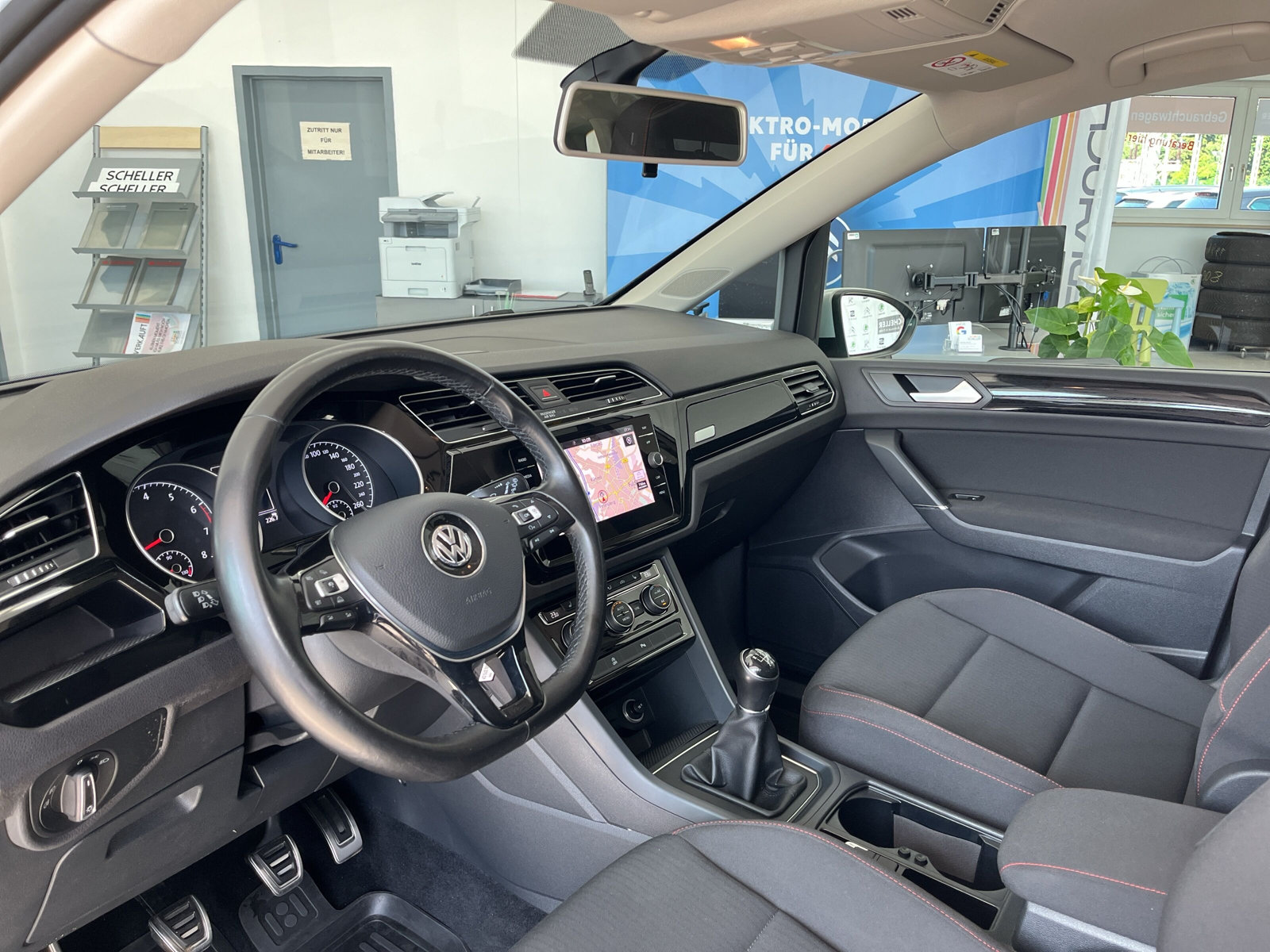 Touran Sound BMT/Start-Stopp *AHK*NAVI*7-SITZE*