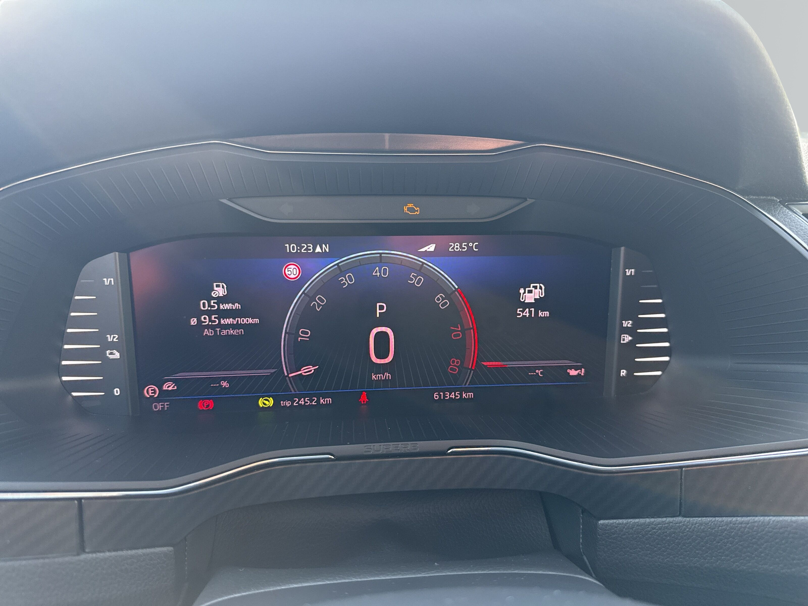 Superb Combi iV Sportline *LED*NAV*SHZ*3-Zonen*
