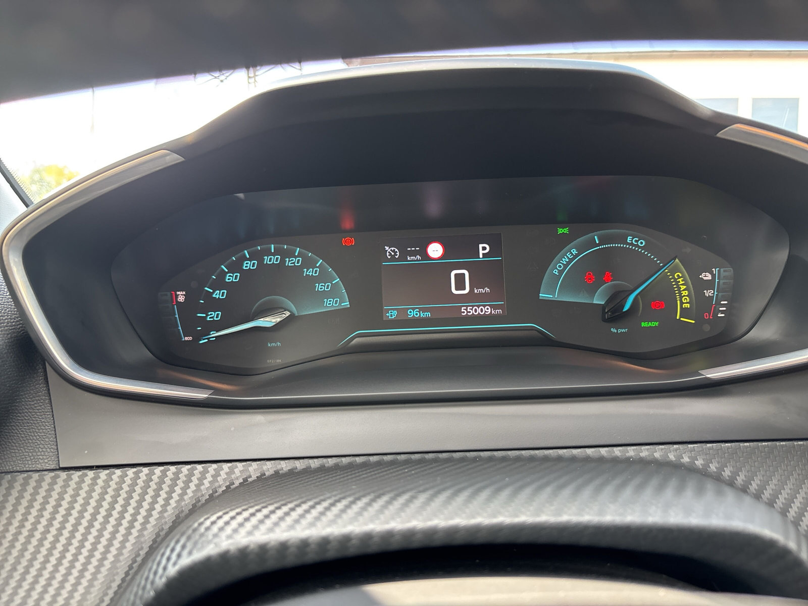 208 e- Active 50kWh *SHZ*NOTRUF-SYSTEM*KLIMAAUTOMATIK*