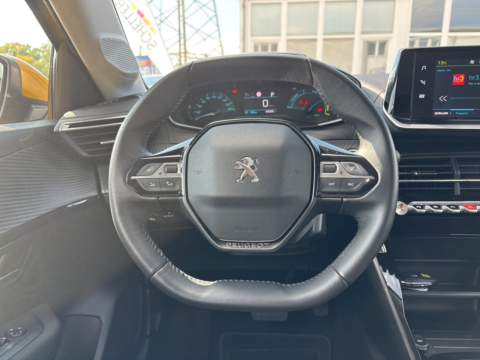 208 e- Active 50kWh *SHZ*NOTRUF-SYSTEM*KLIMAAUTOMATIK*
