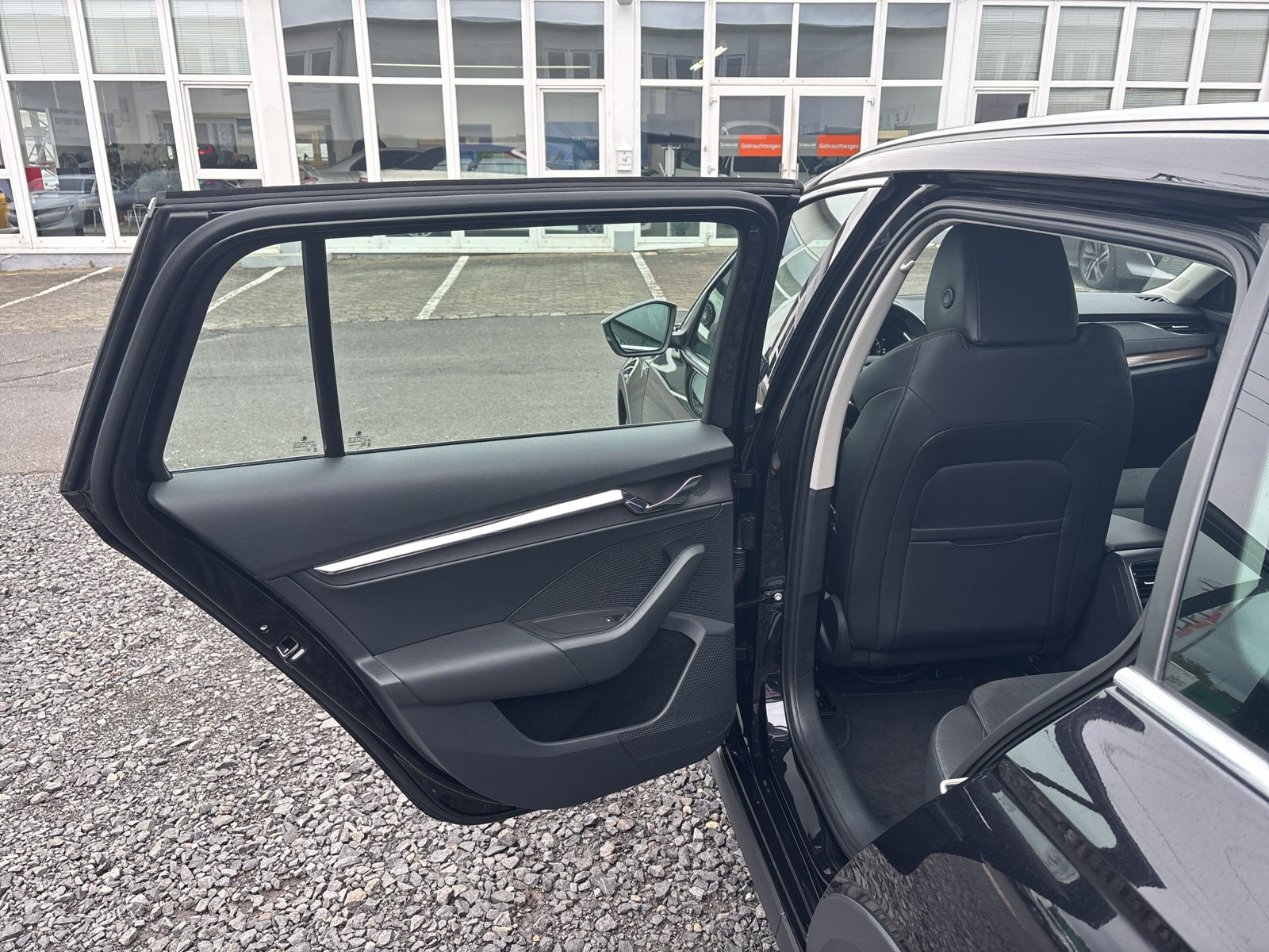 Octavia Combi Scout 4x4 2.0 TDI *AHK*STAND-HZG*MASSAGE*