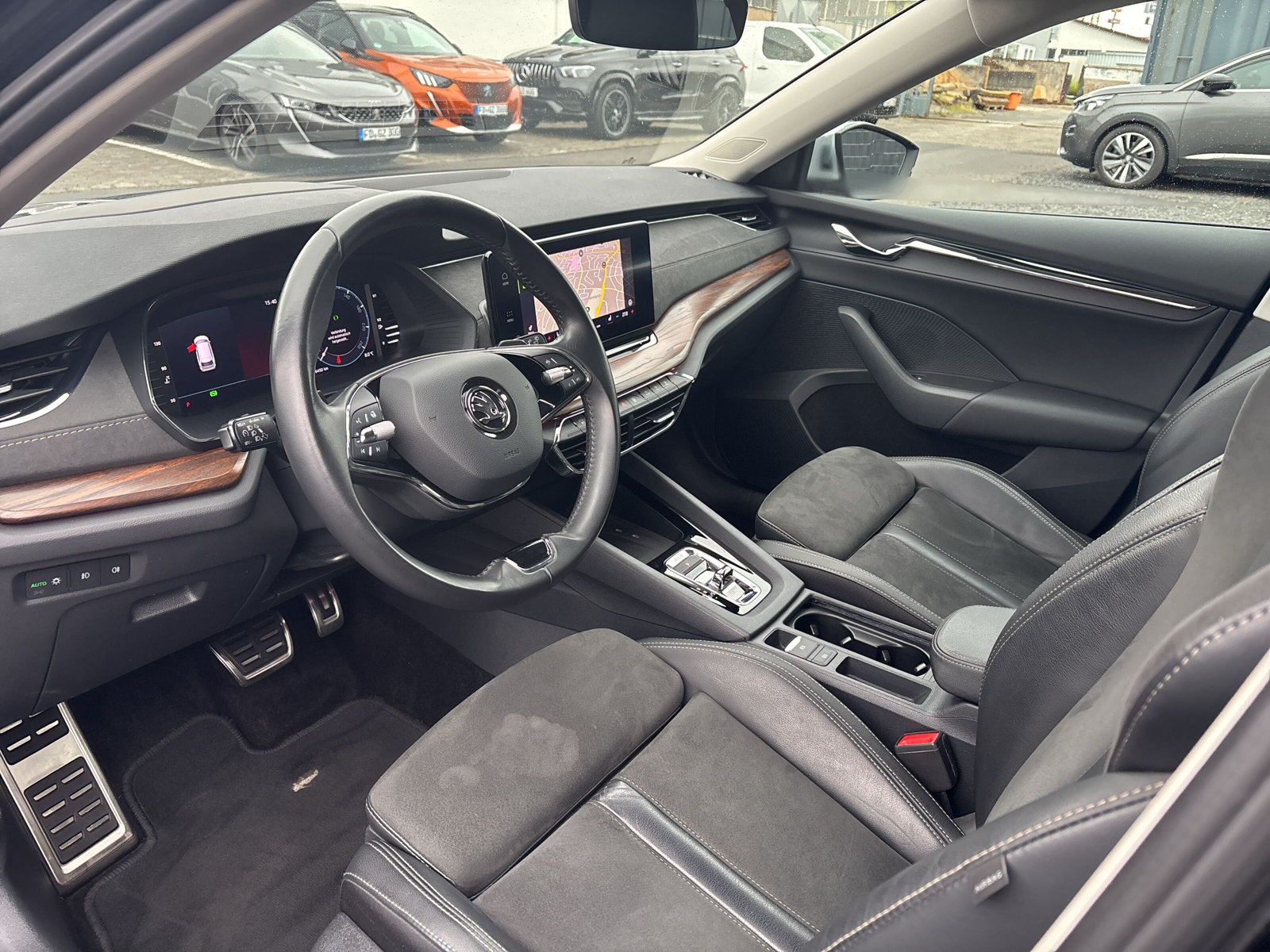 Octavia Combi Scout 4x4 2.0 TDI *AHK*STAND-HZG*MASSAGE*