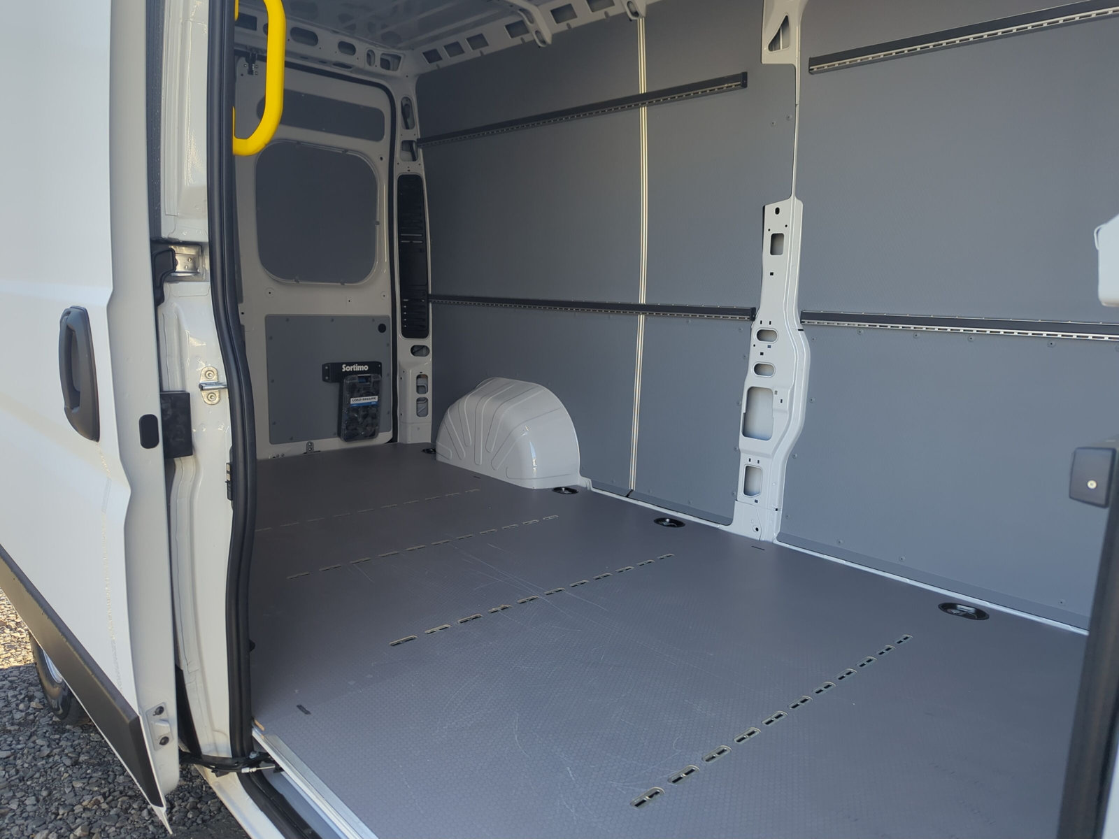 Boxer Kasten Hochraum 435 L3H2 Heavy BlueHDi 180 *SORTIMO-AUSBAU*NAVI*KAMERA*HEAVY