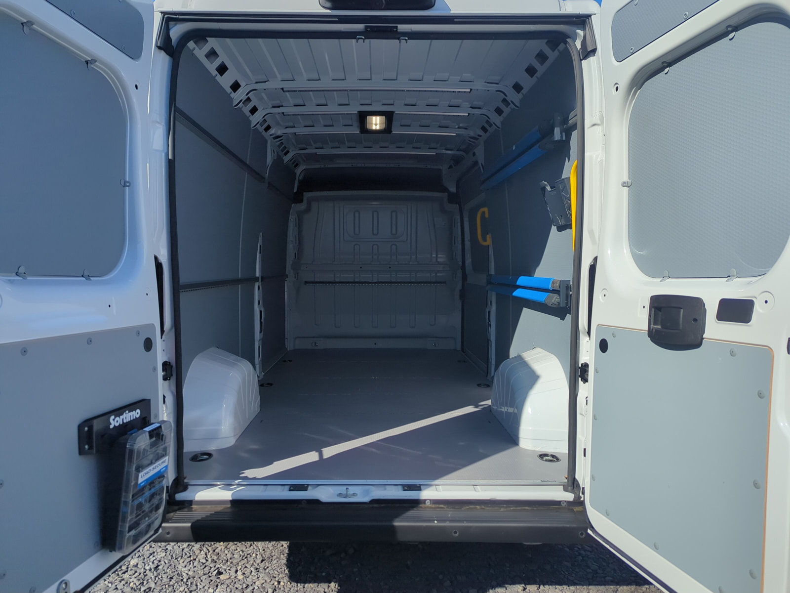 Boxer Kasten Hochraum 435 L3H2 Heavy BlueHDi 180 *SORTIMO-AUSBAU*NAVI*KAMERA*HEAVY